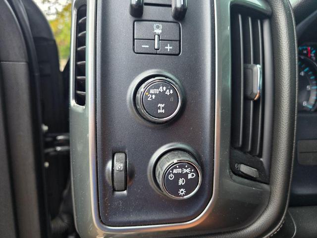 Photo of 2018 Black Chevrolet Silverado 1500