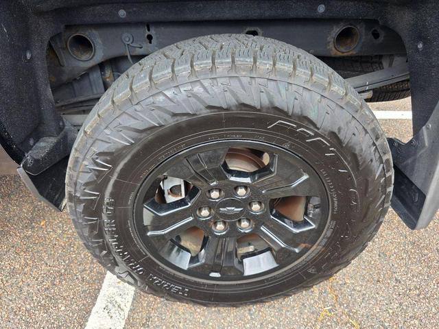 Photo of 2018 Black Chevrolet Silverado 1500