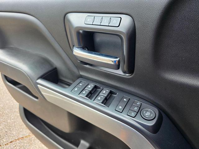 Photo of 2018 Black Chevrolet Silverado 1500
