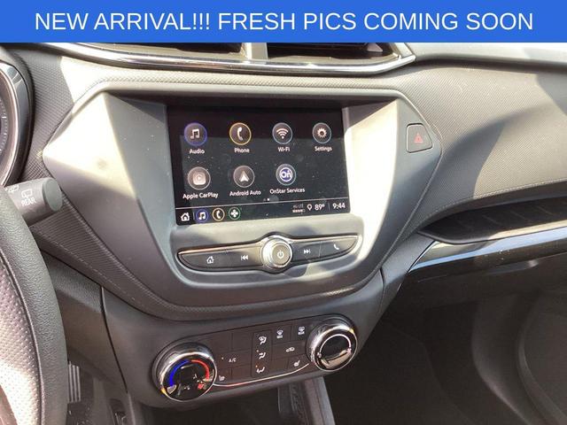 Photo of 2023 Summit White Chevrolet Trailblazer