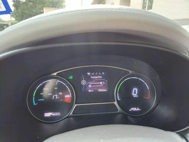 Photo of 2017 Black Kia Soul EV