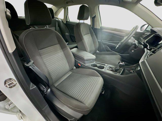 Photo of 2024 Pure White Volkswagen Jetta