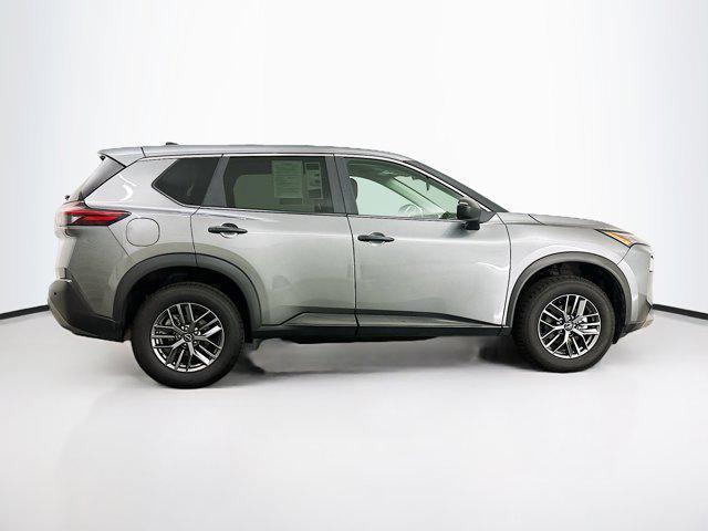 Photo of 2023 Gun Metallic Nissan Rogue