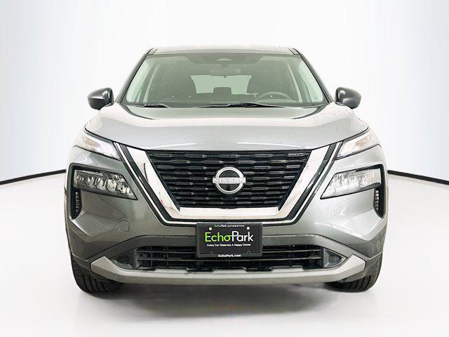 Photo of 2023 Gun Metallic Nissan Rogue