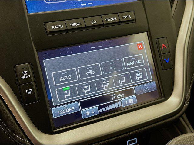 Photo of 2024 Ice Silver Metallic Subaru Legacy