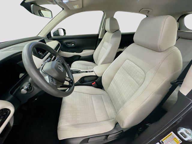 Photo of 2023 Lunar Silver Metallic Honda HR-V