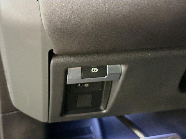 Photo of 2021 Santorini Black Metallic Land Rover Defender