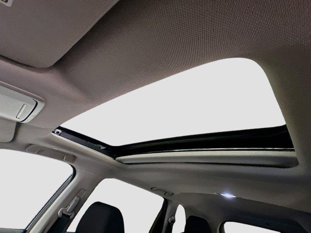 Photo of 2025 Crystal Black Pearl Honda CR-V