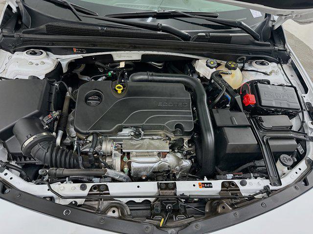 Photo of 2023 Summit White Chevrolet Malibu