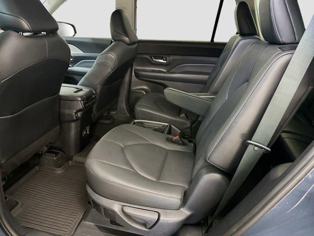Photo of 2024 Storm Cloud Toyota Grand Highlander