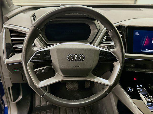 Photo of 2022 Navarra Blue Metallic Audi e-tron