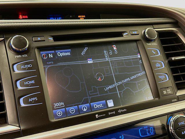 Photo of 2019 Predawn Gray Mica Toyota Highlander