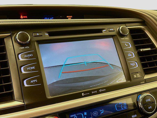 Photo of 2019 Predawn Gray Mica Toyota Highlander