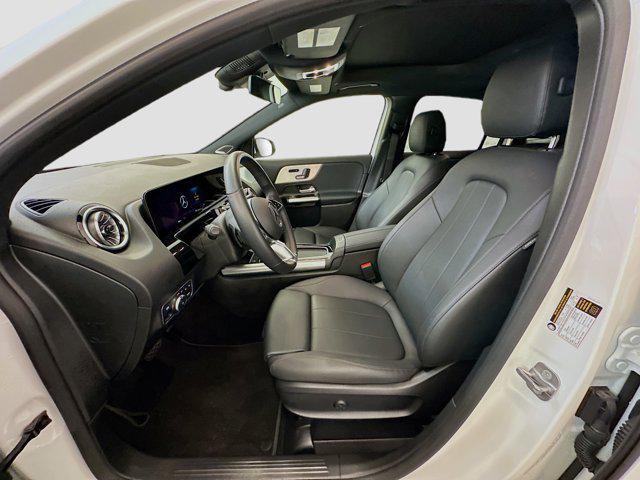 Photo of 2025 Polar White Mercedes-Benz GLA 250