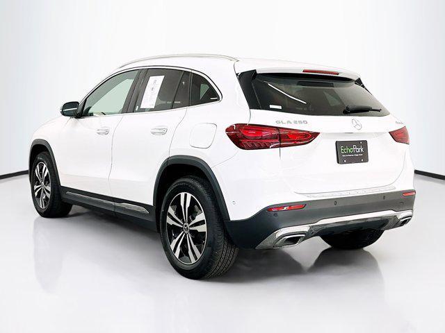 Photo of 2025 Polar White Mercedes-Benz GLA 250