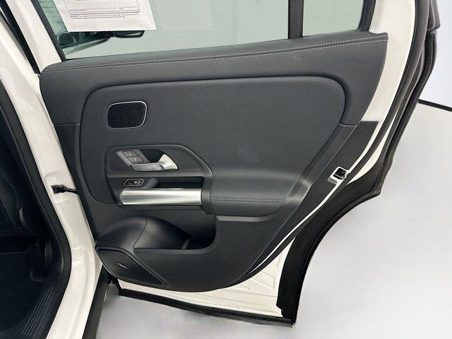 Photo of 2025 Polar White Mercedes-Benz GLA 250