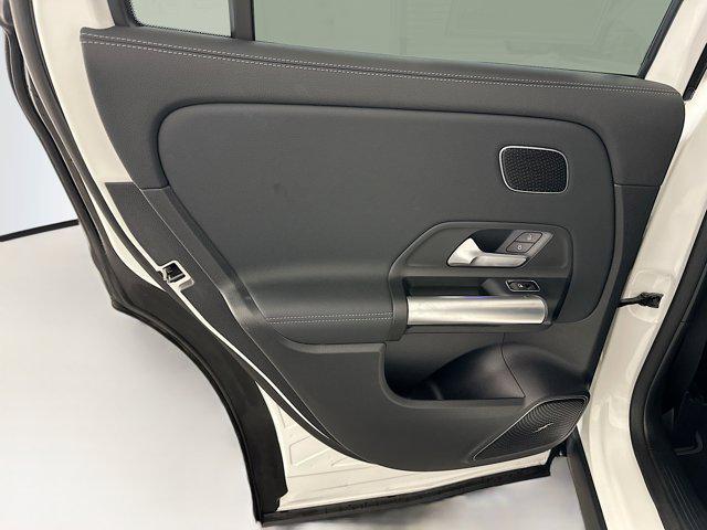 Photo of 2025 Polar White Mercedes-Benz GLA 250