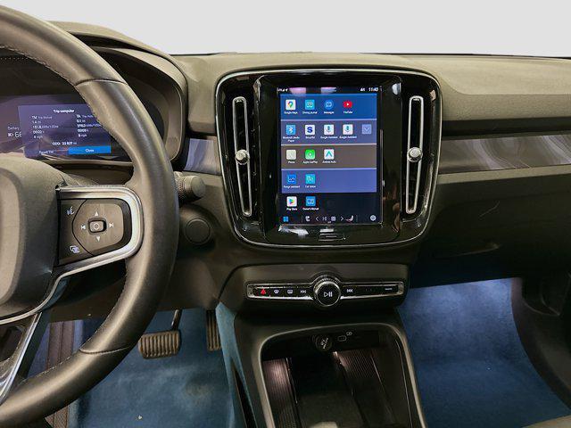 Photo of 2022 Crystal White Metallic Volvo C40 Recharge Pure Electric
