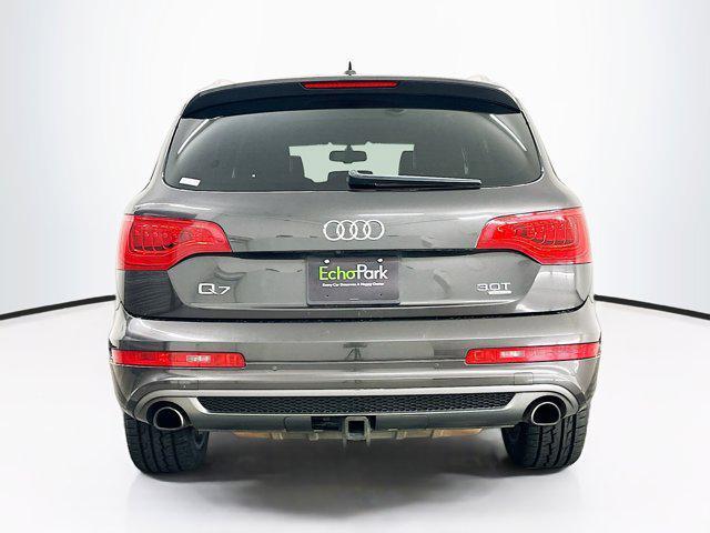 Photo of 2014 Night Black Audi Q7