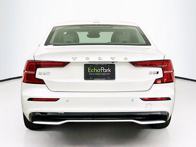 Photo of 2025 Crystal White Pearl Volvo S60