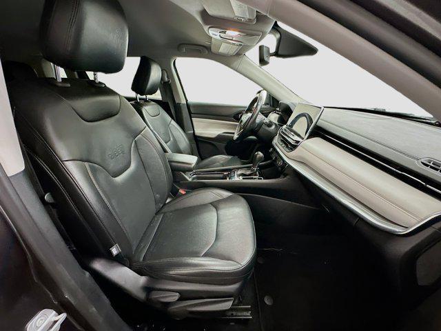 Photo of 2022 Granite Crystal Metallic Clearcoat Jeep Compass