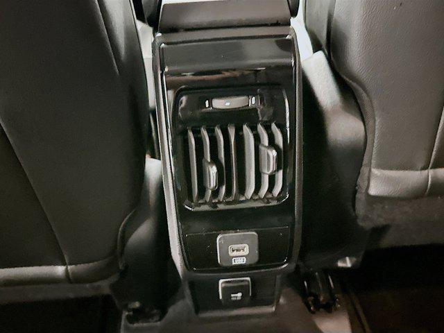 Photo of 2022 Granite Crystal Metallic Clearcoat Jeep Compass