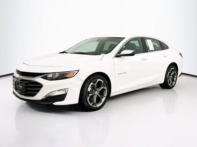 Photo of 2022 Summit White Chevrolet Malibu
