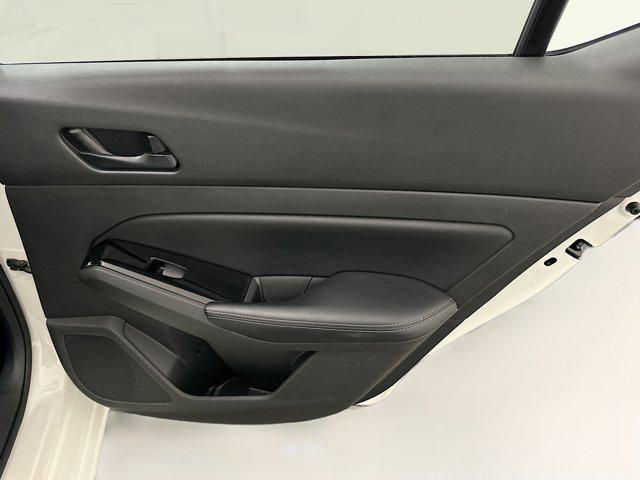 Photo of 2023 Pearl White Tricoat Nissan Altima