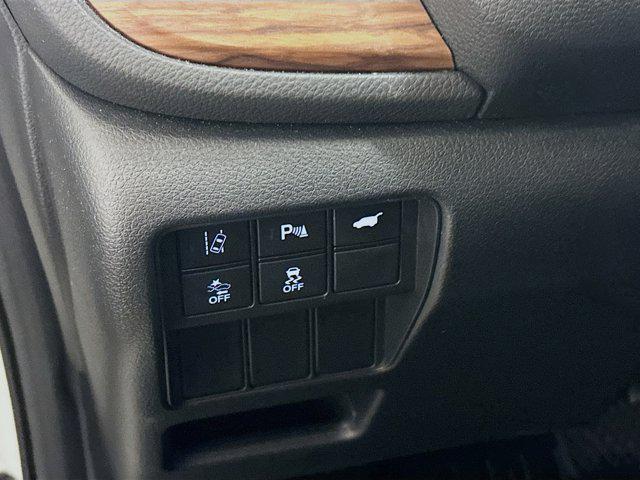 Photo of 2020 Crystal Black Pearl Honda CR-V Hybrid