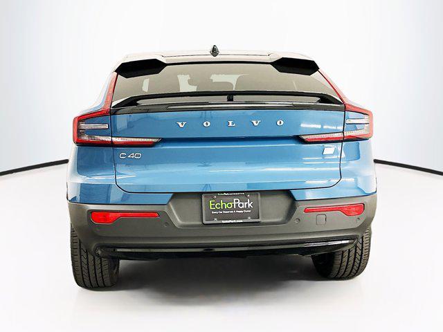 Photo of 2022 Fjord Blue Metallic Volvo C40 Recharge Pure Electric