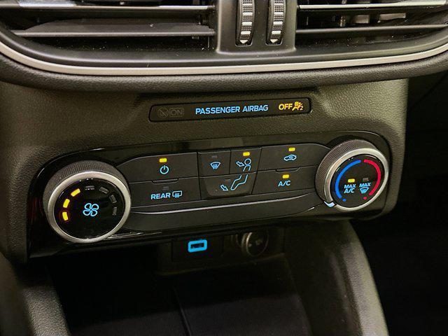Photo of 2021 Agate Black Metallic Ford Escape