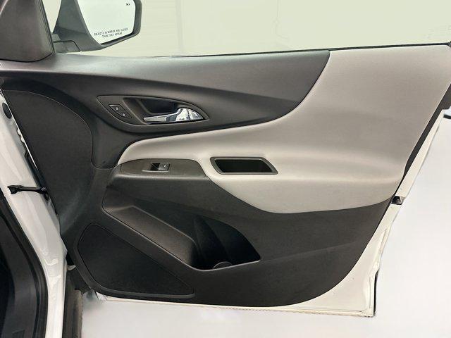 Photo of 2023 Summit White Chevrolet Equinox