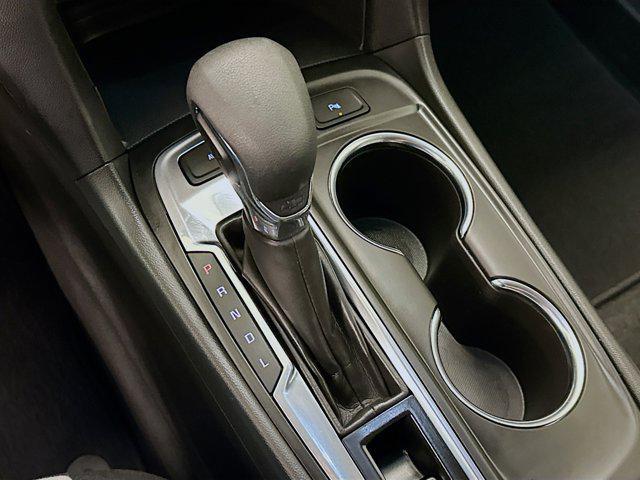 Photo of 2023 Summit White Chevrolet Equinox