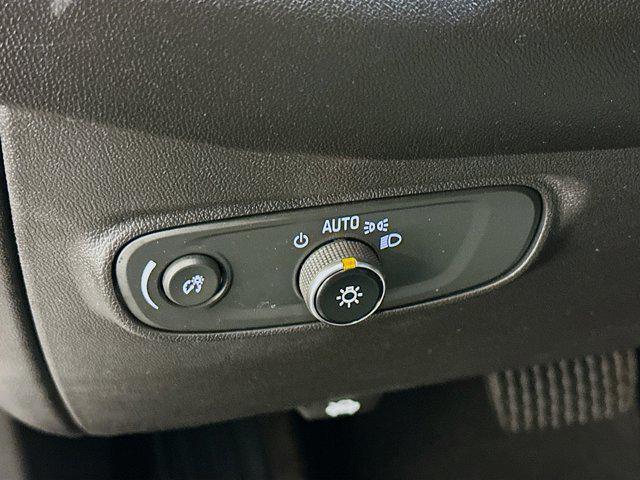 Photo of 2023 Summit White Chevrolet Equinox