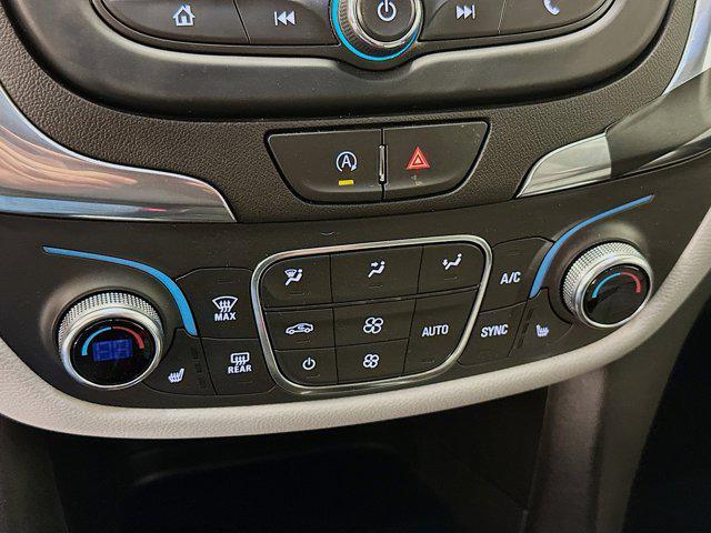 Photo of 2023 Summit White Chevrolet Equinox