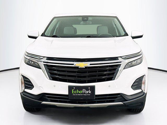 Photo of 2023 Summit White Chevrolet Equinox