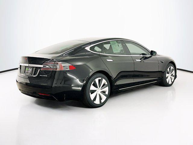 Photo of 2021 Pearl White Multi-Coat Tesla Model S