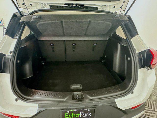Photo of 2023 Summit White Buick Encore GX