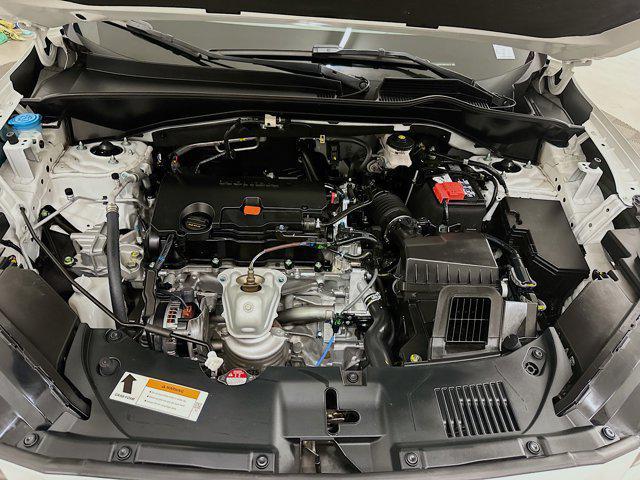 Photo of 2024 Platinum White Pearl Honda HR-V