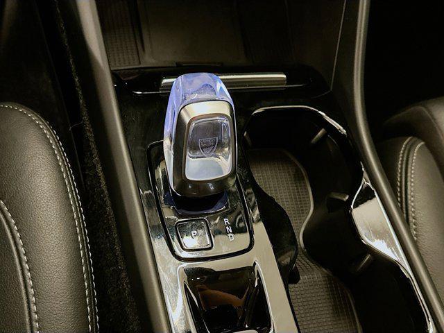 Photo of 2025 Onyx Black Metallic Volvo XC40