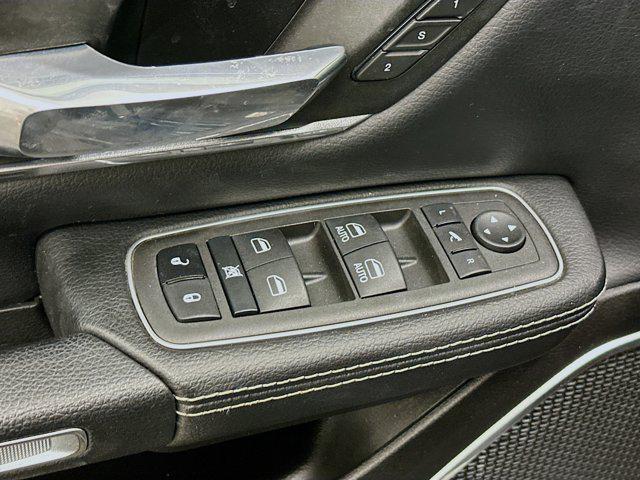 Photo of 2022 Patriot Blue Pearlcoat RAM 1500