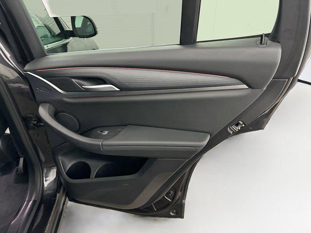 Photo of 2024 Jet Black BMW X3