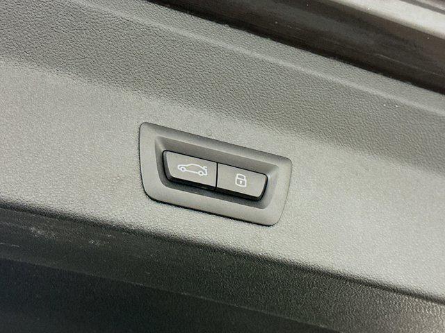 Photo of 2024 Jet Black BMW X3