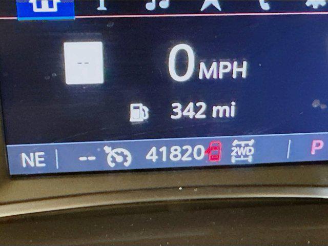 Photo of 2023 Summit White GMC Acadia