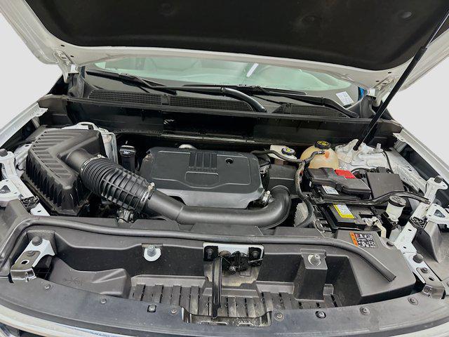 Photo of 2023 Summit White GMC Acadia