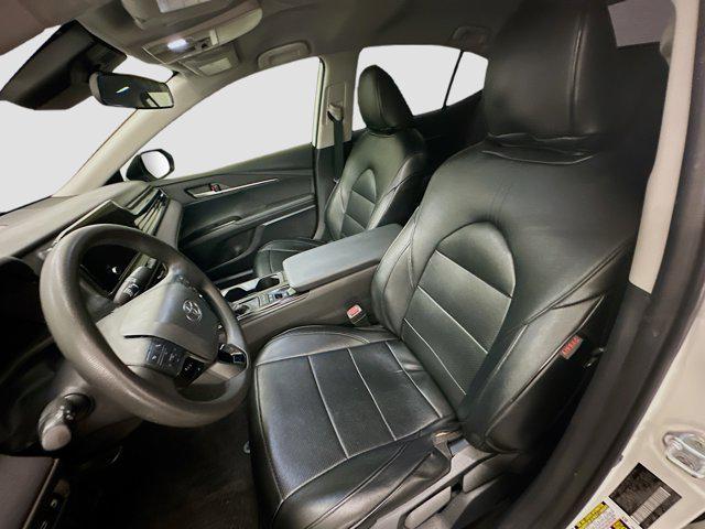 Photo of 2025 Ice Cap Toyota Camry
