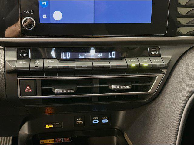 Photo of 2025 Ice Cap Toyota Camry