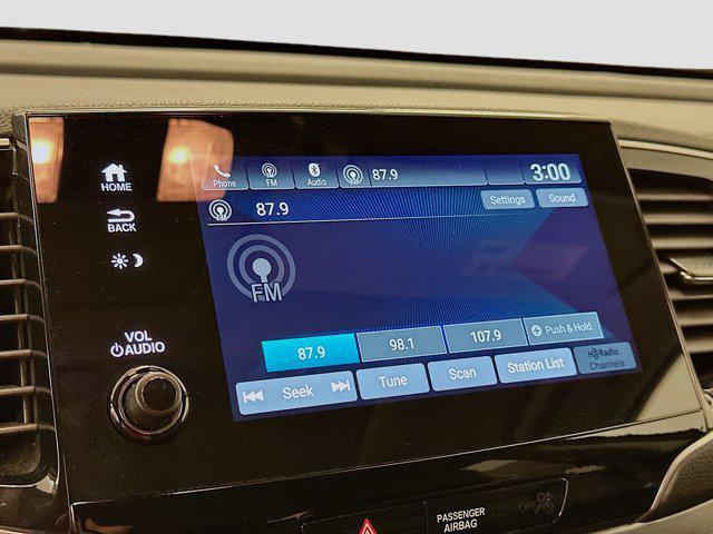 Photo of 2022 Modern Steel Metallic Honda Pilot