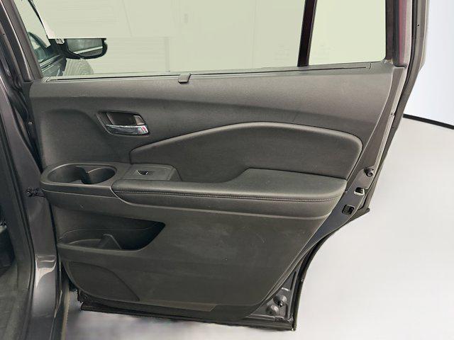 Photo of 2022 Modern Steel Metallic Honda Pilot