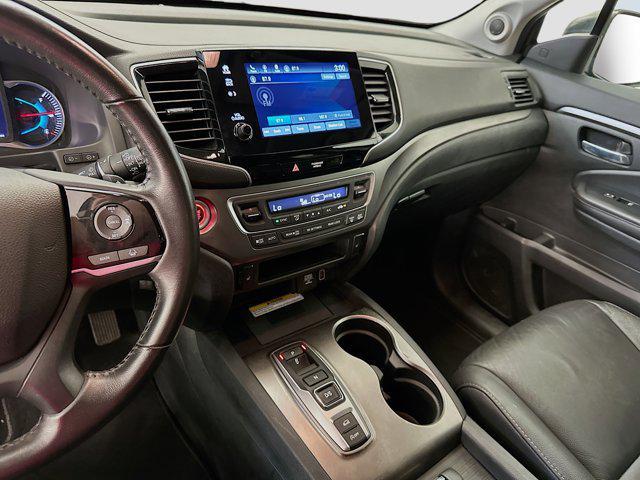Photo of 2022 Modern Steel Metallic Honda Pilot
